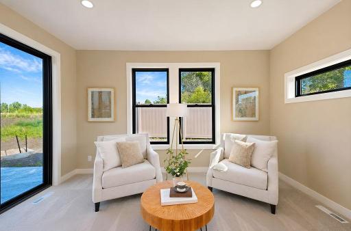 6448-Sitting room off primary bedroom