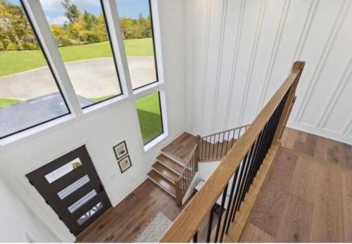 9201 Timberland Trail, Eden Prairie, MN 55347