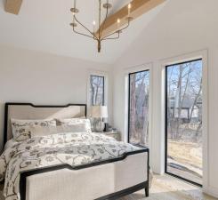 9215 Timberland Trail, Eden Prairie, MN 55347