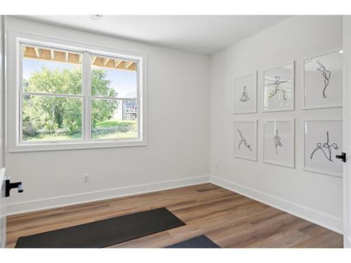 9215 Timberland Trail, Eden Prairie, MN 55347