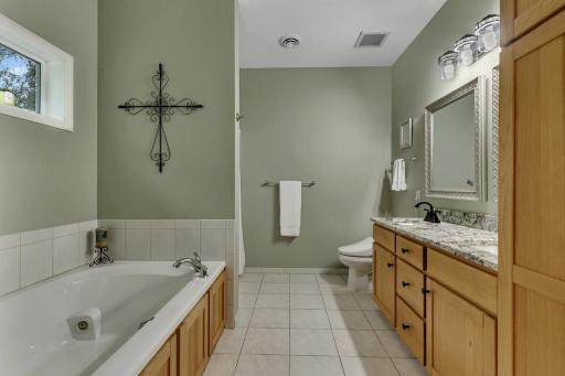 6536 Kenwood Road, Saint Cloud, MN 56303