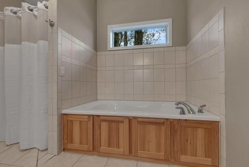 6536 Kenwood Road, Saint Cloud, MN 56303