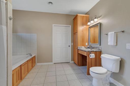 6536 Kenwood Road, Saint Cloud, MN 56303