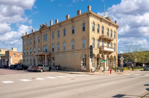 122 S Minnesota Avenue, Saint Peter, MN 56082