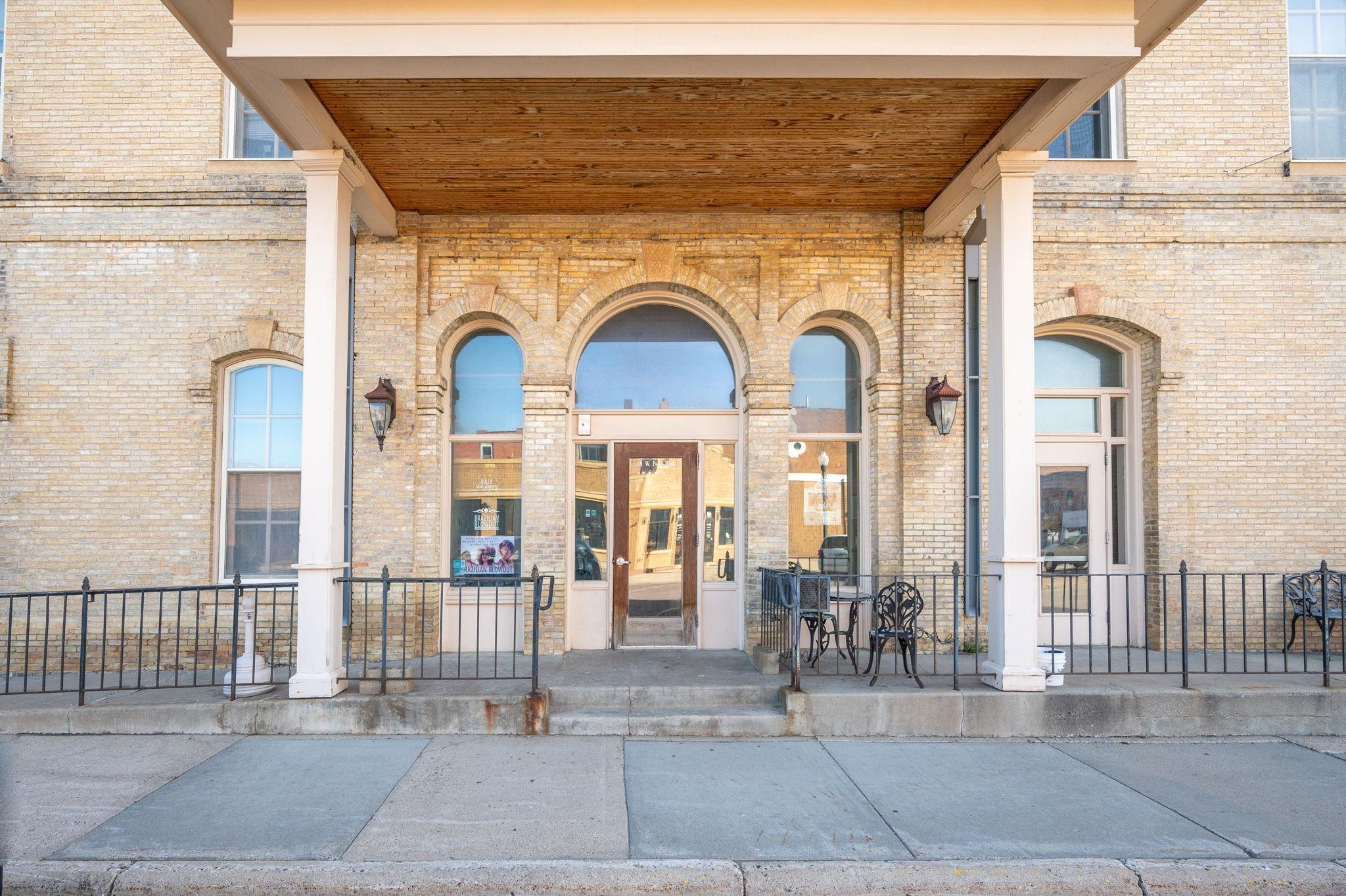 122 S. Minnesota - Nicollet Hotel-20.jpg