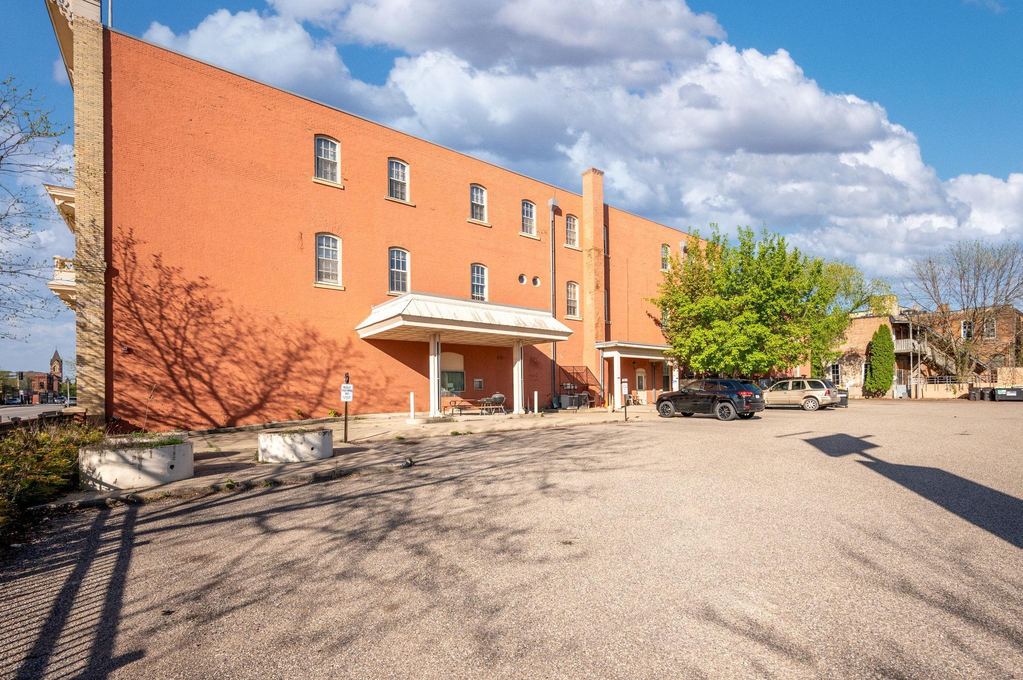 122 S. Minnesota - Nicollet Hotel-22.jpg