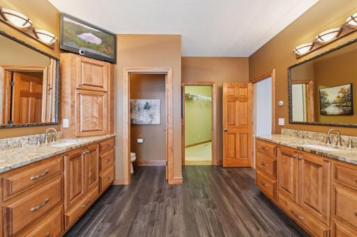 6480 Yosemite Lane, Excelsior, MN 55331