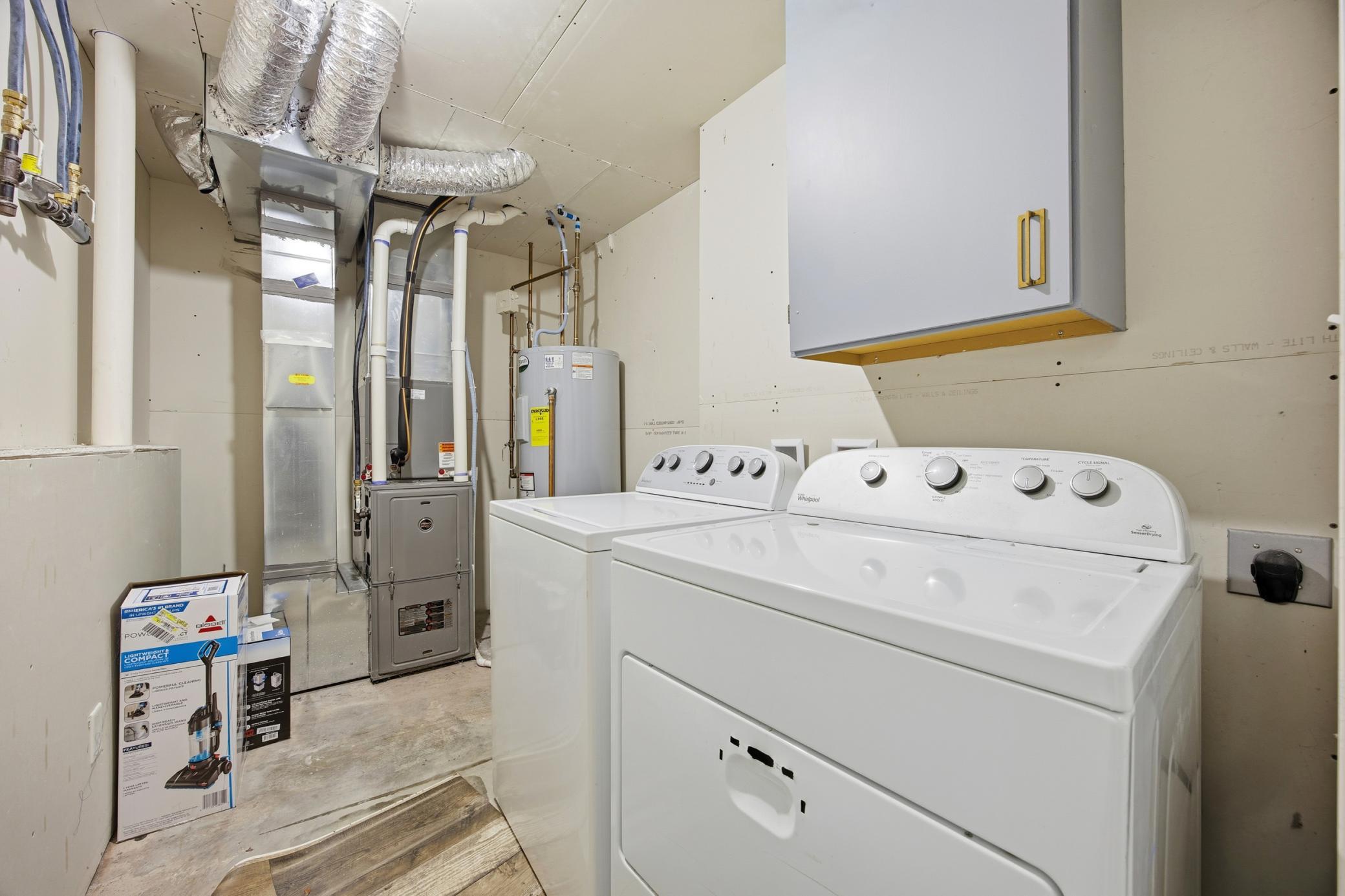 Utility + Laundry (W&D incl.)