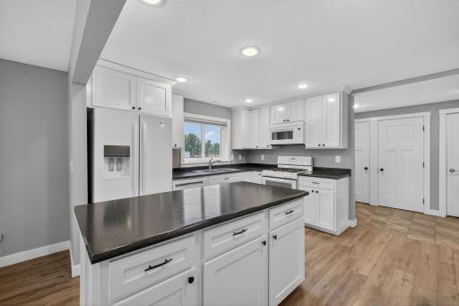 72315 130th Avenue, Blooming Prairie, MN 55917