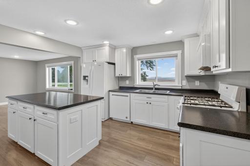 72315 130th Avenue, Blooming Prairie, MN 55917