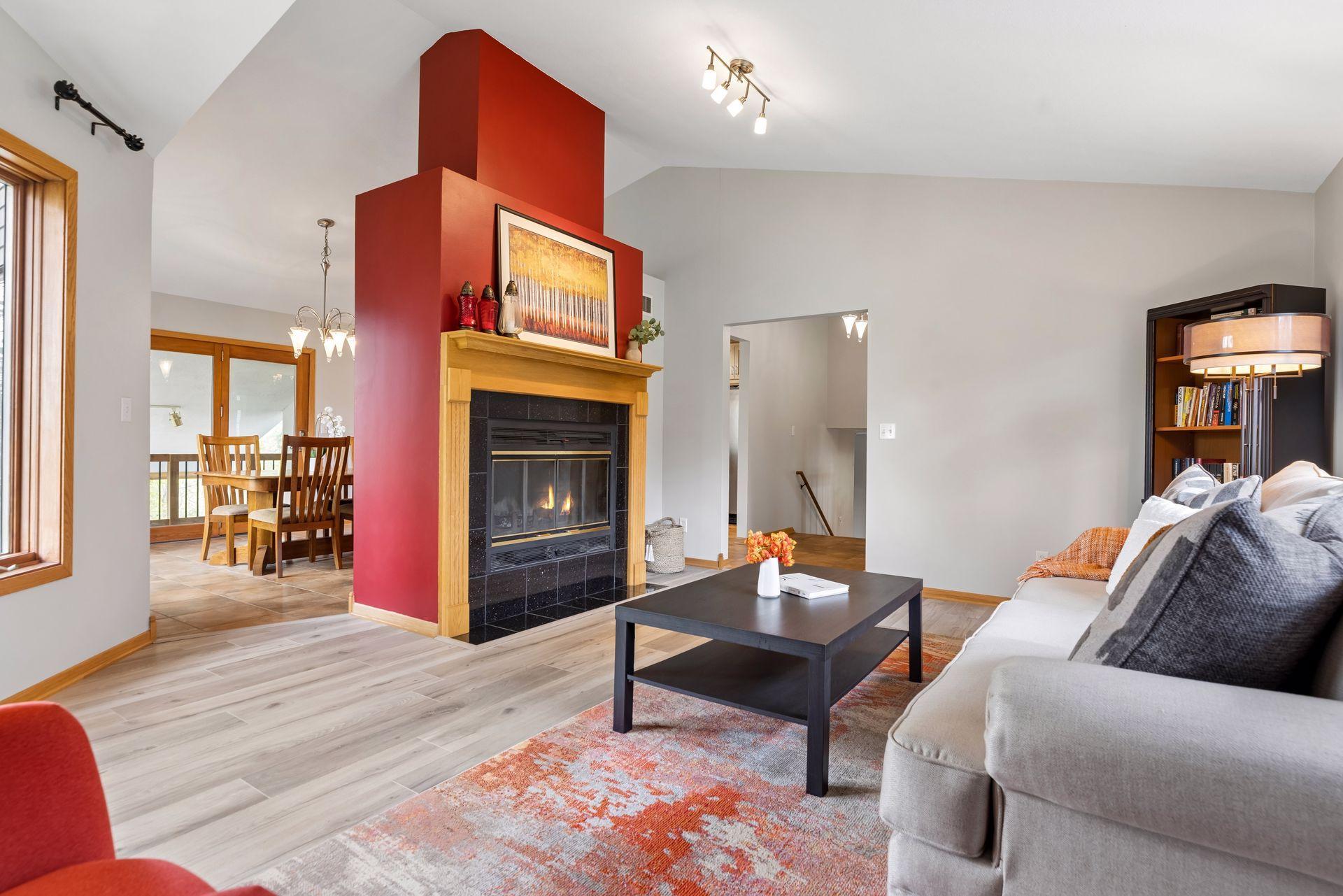 Living Room - 1731 Oakways Street