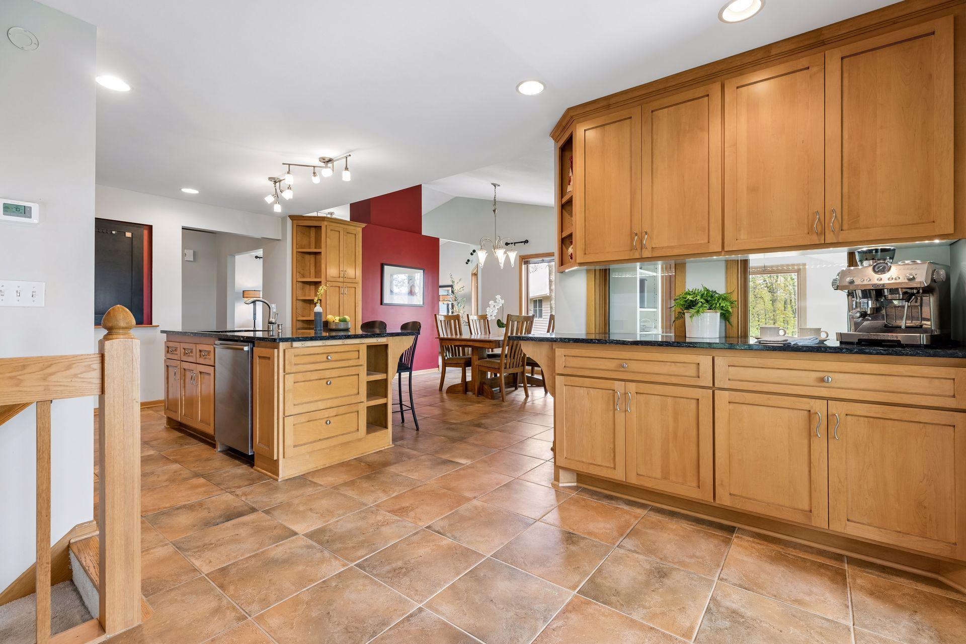 Coffee Bar/Kitchen - 1731 Oakways Street