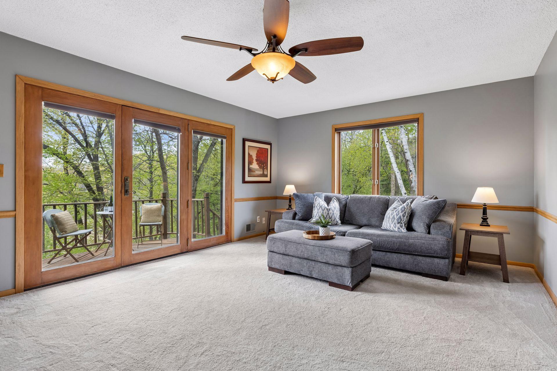 Family Room - 1731 Oakways Street