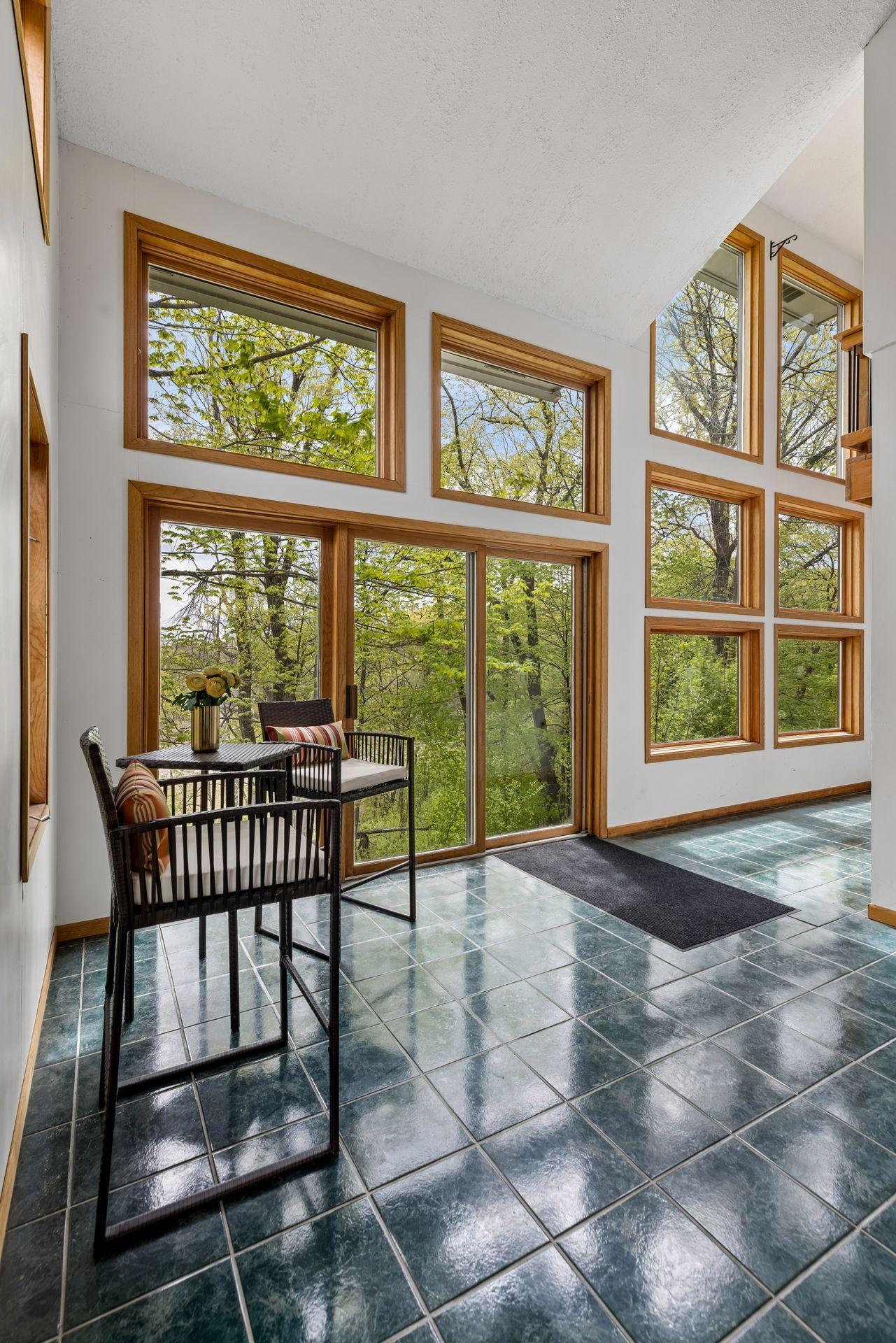Solarium - 1731 Oakways Street