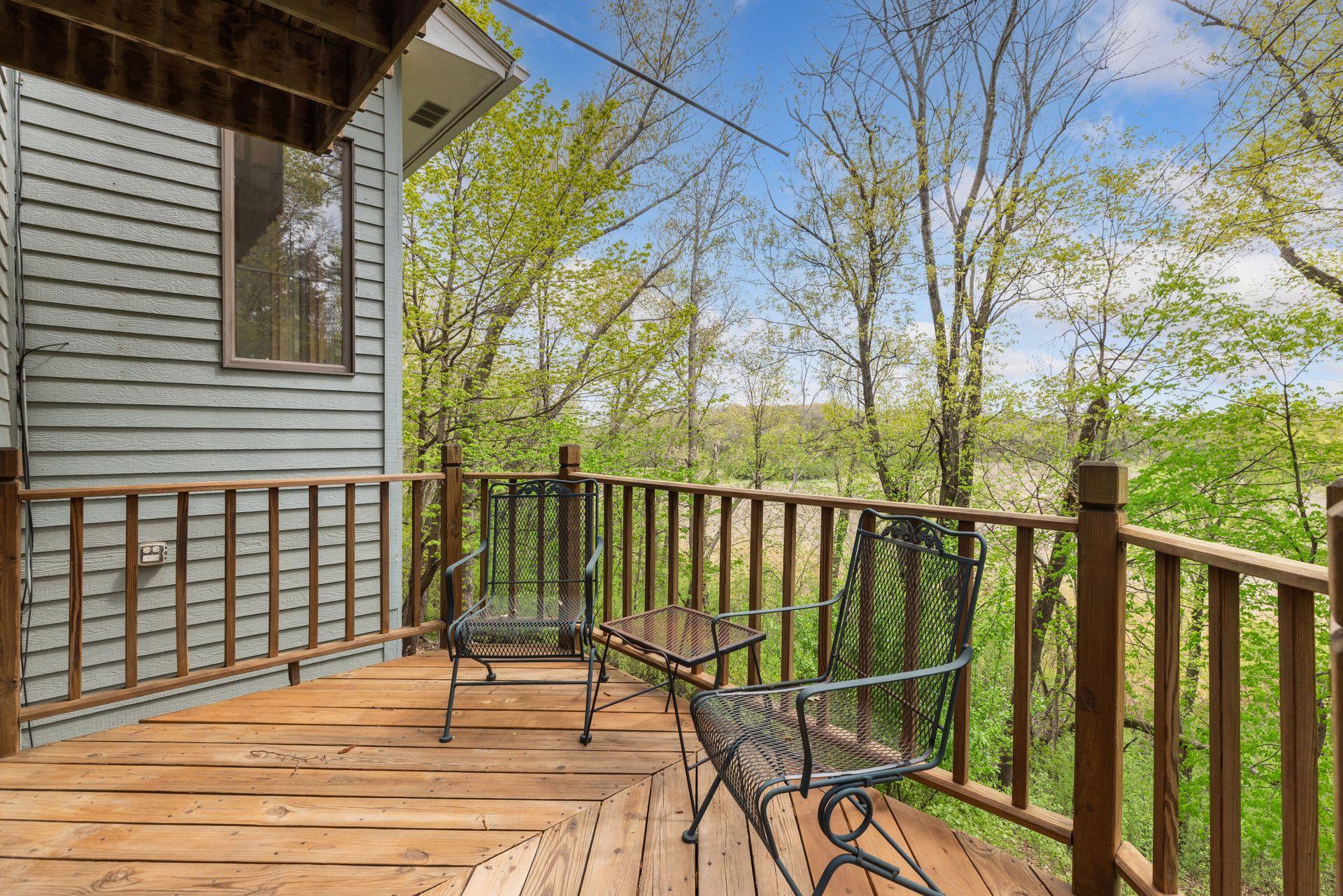 Deck Overlooking Wetland - 1731 Oakways Street