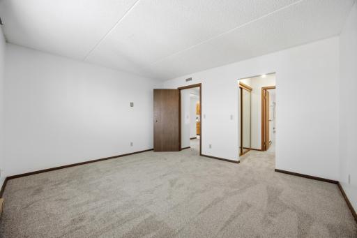 1110 3rd Avenue N, 604E, Fargo, ND 58102