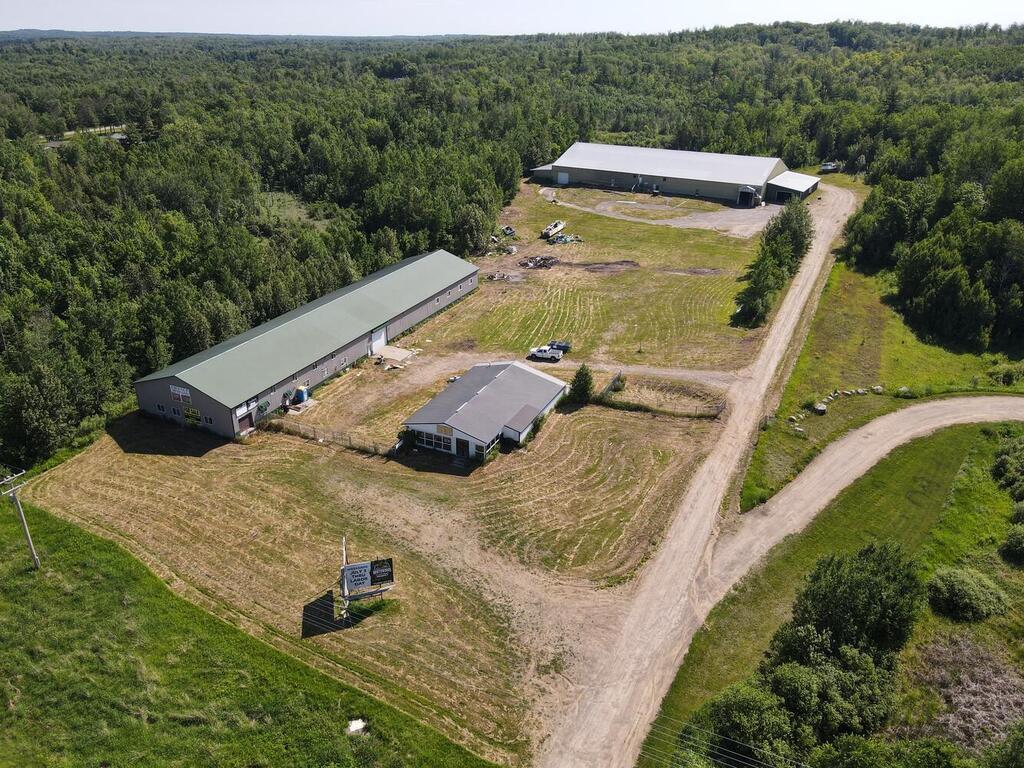 Back building is not part of 8 acres