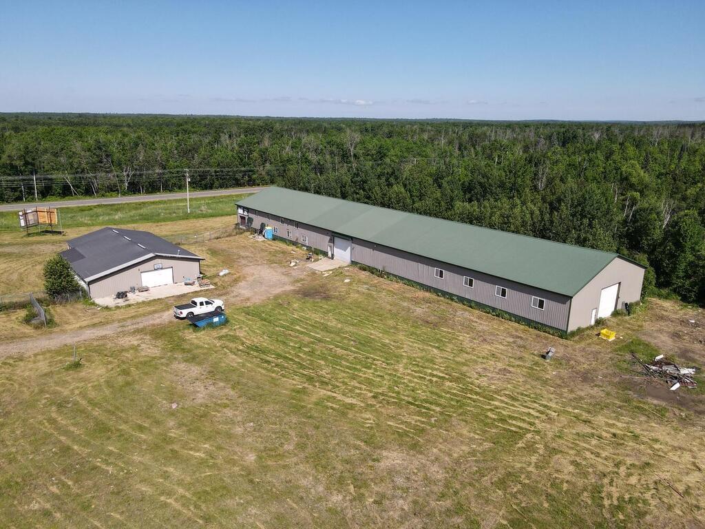 Hill City opportunity on 8 acres.