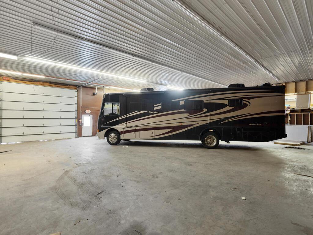 Overhead door provides large entrance