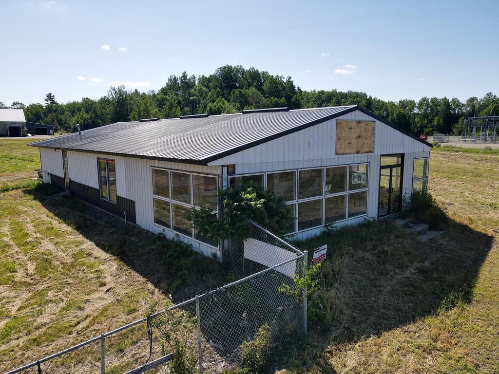 Hill City small building side.jpg