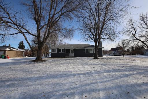 320 Daisy Avenue, Buxton, ND 58218