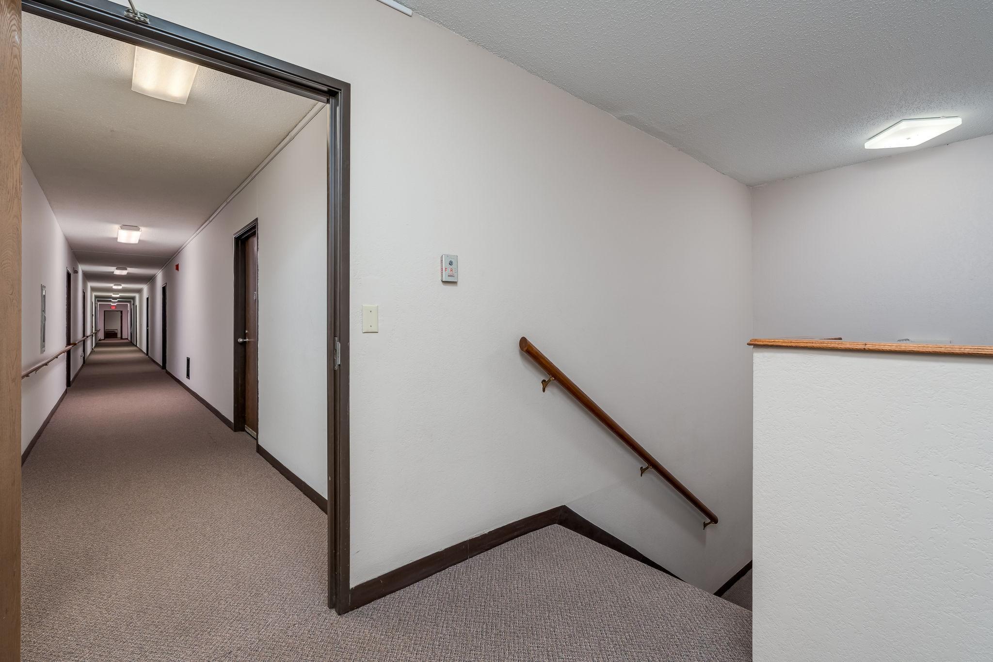 50-web-or-mls-3200-maple-ave.jpg