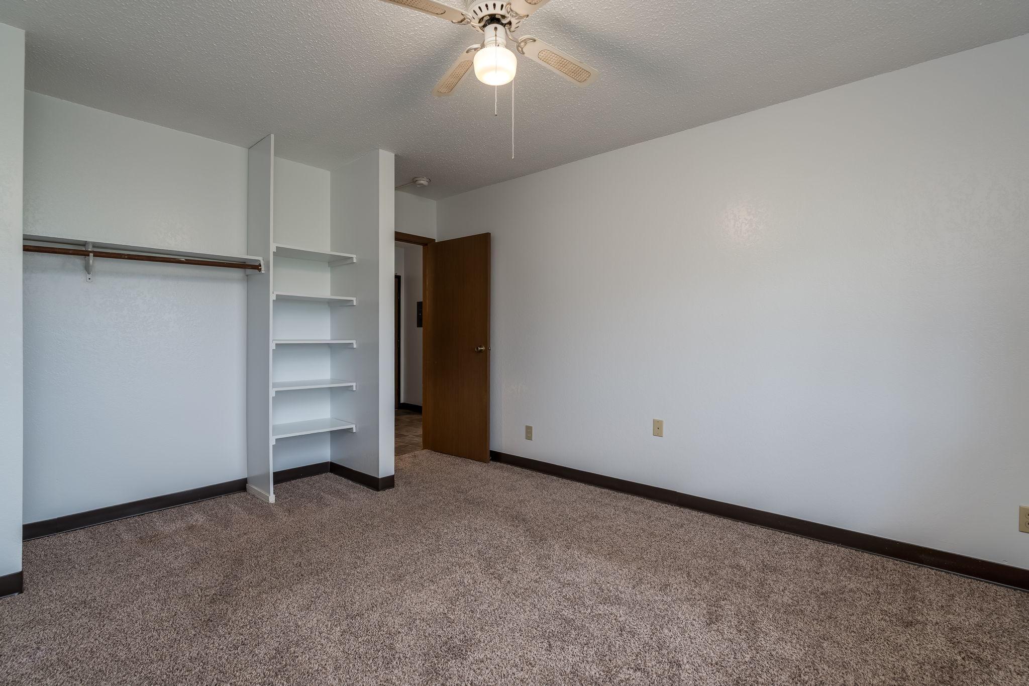42-web-or-mls-3200-maple-ave.jpg