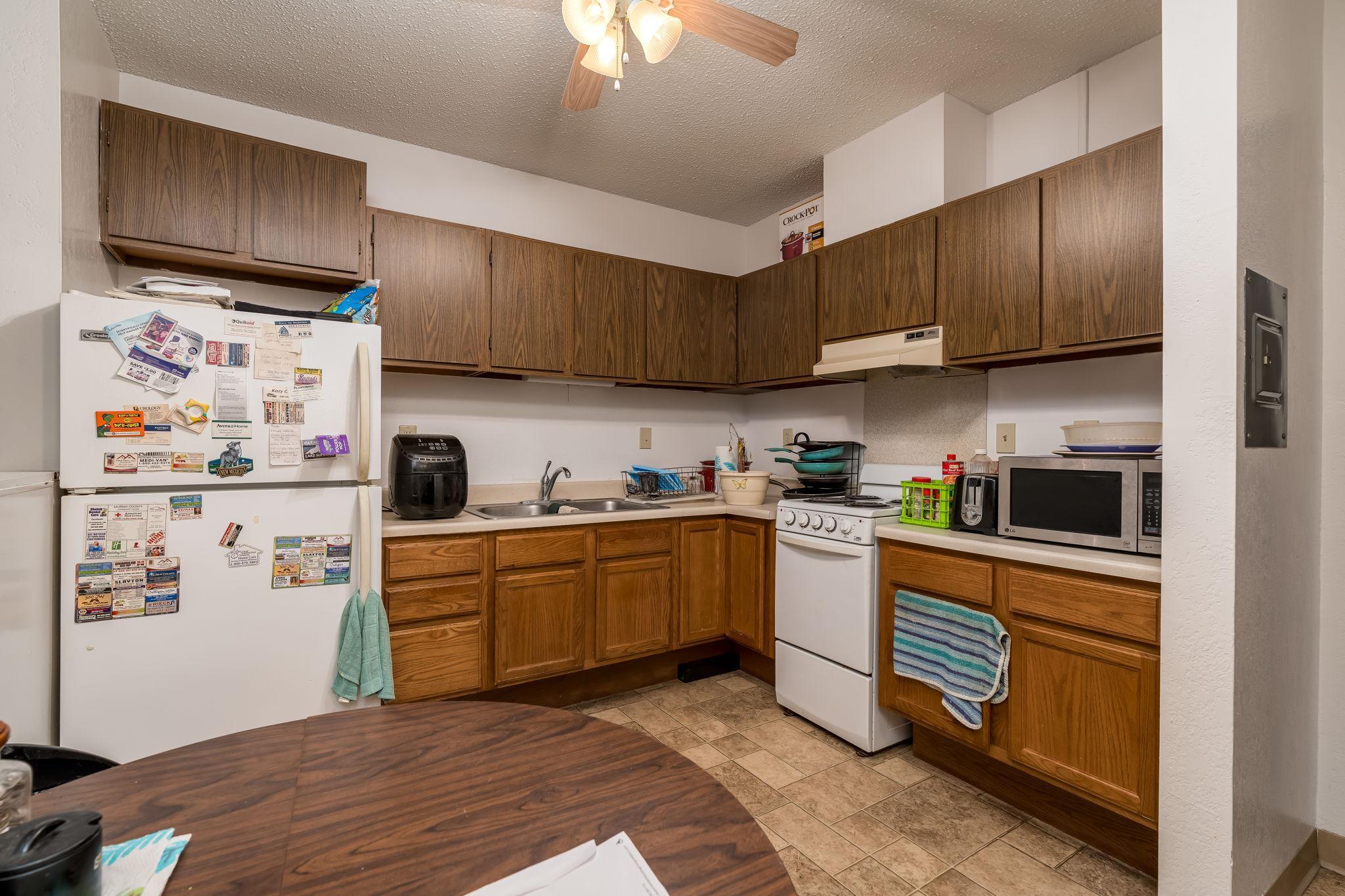 15-web-or-mls-3200-maple-ave.jpg