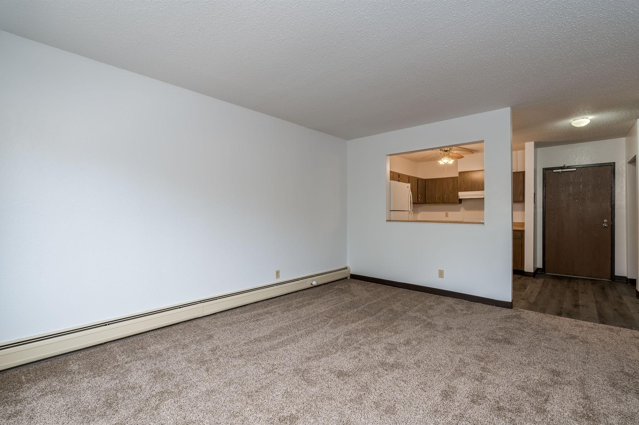 26-web-or-mls-3200-maple-ave.jpg
