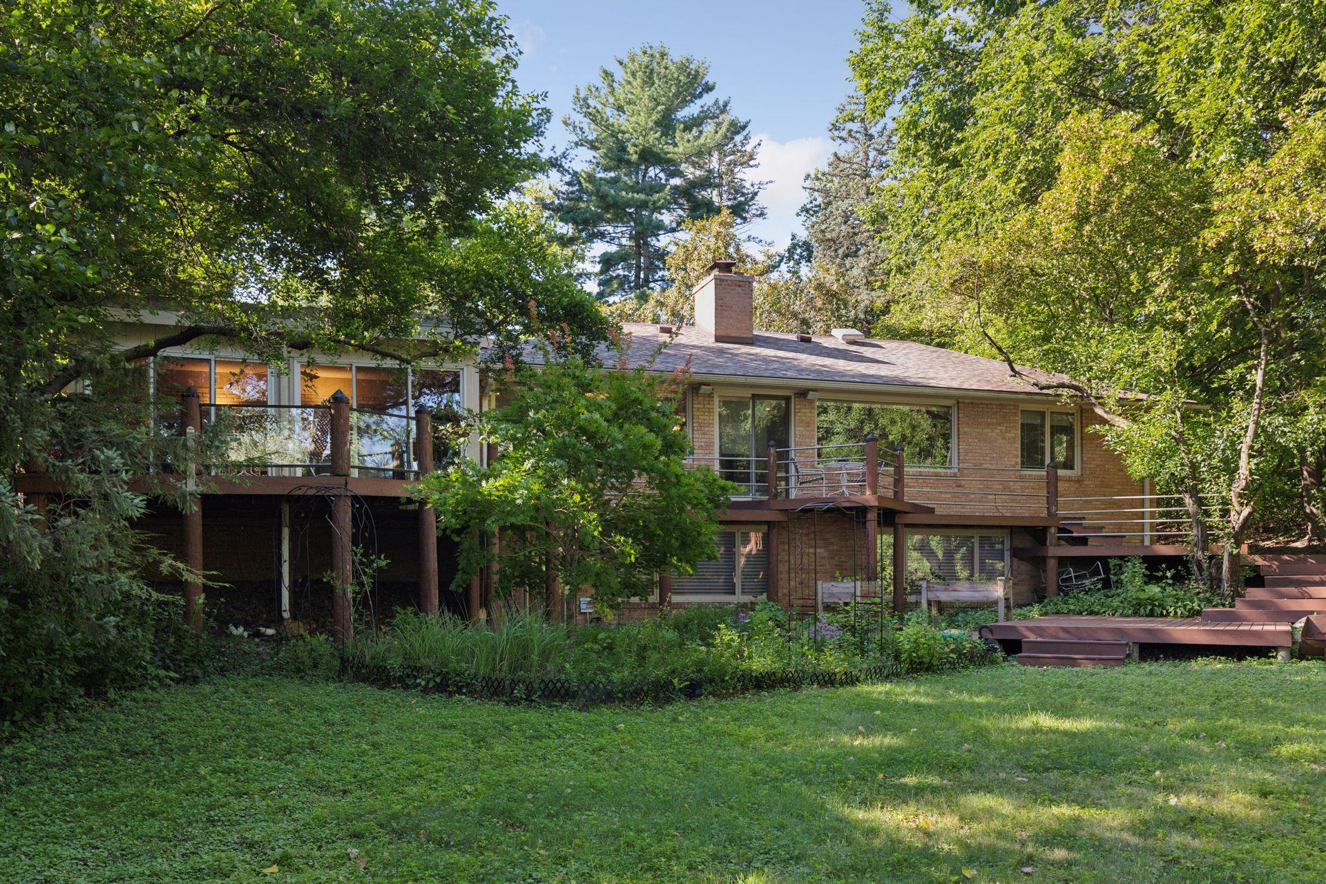 The lower level walks out to 95 feet of lakeshore!