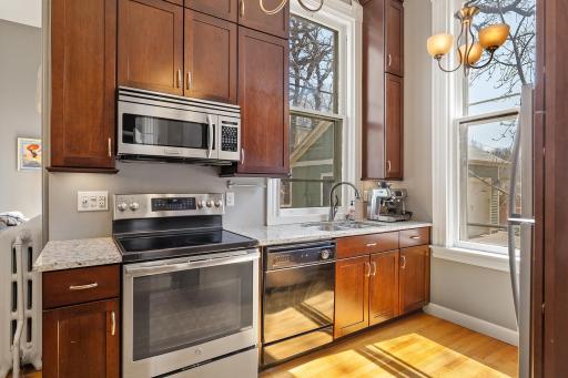 112 Western Avenue N, 4, Saint Paul, MN 55102
