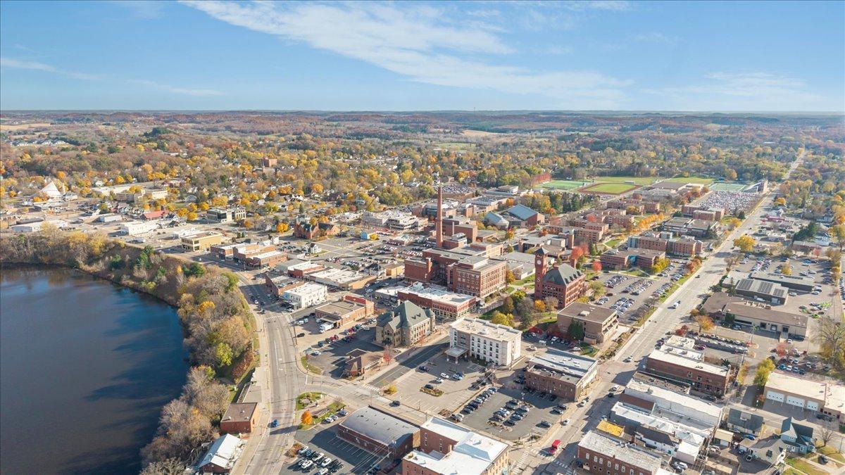 08-DJI_20251104135403_0076_D.jpg