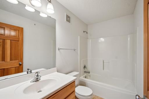 8322 Labont Way, Eden Prairie, MN 55344