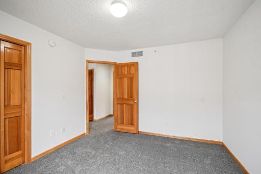 8322 Labont Way, Eden Prairie, MN 55344