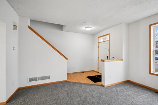 8322 Labont Way, Eden Prairie, MN 55344
