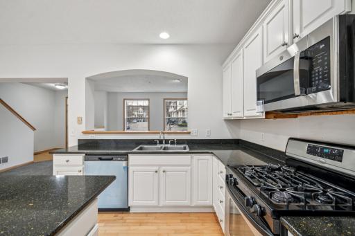 8322 Labont Way, Eden Prairie, MN 55344