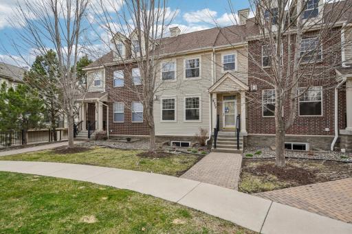 8322 Labont Way, Eden Prairie, MN 55344