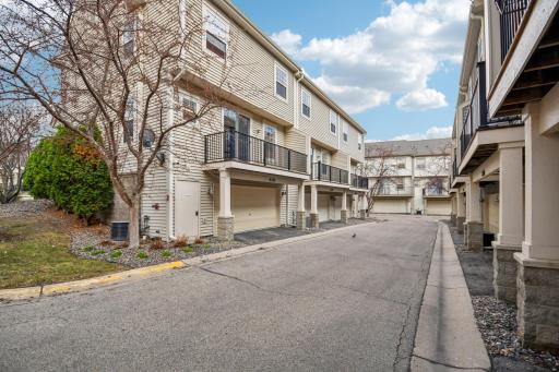 8322 Labont Way, Eden Prairie, MN 55344