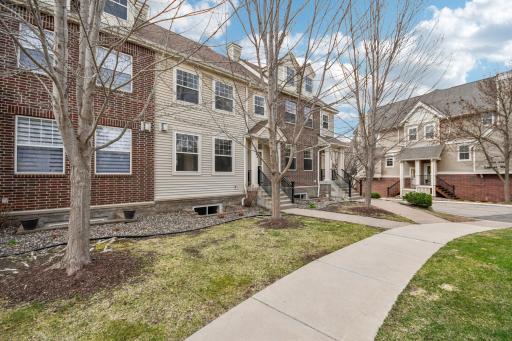 8322 Labont Way, Eden Prairie, MN 55344