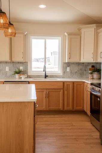 885 2nd Avenue, Horace, ND 58047