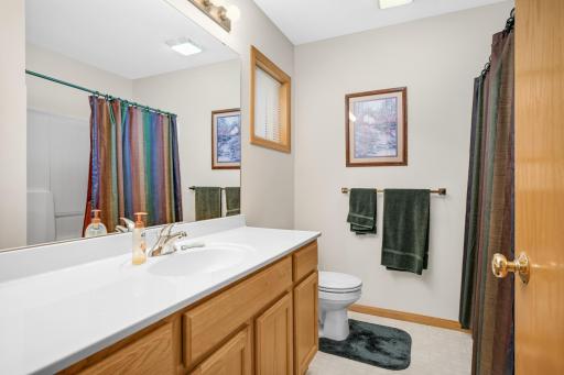 1373 5th Street E, Saint Paul, MN 55106