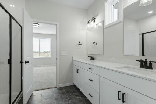 20250 Keystone Avenue, Lakeville, MN 55044