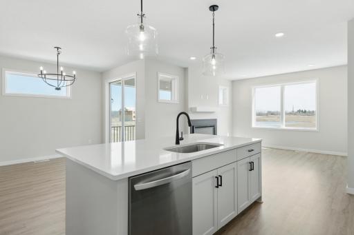 20250 Keystone Avenue, Lakeville, MN 55044