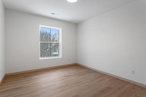 814 6th Street SE, Minneapolis, MN 55414