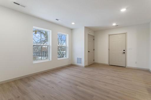 814 6th Street SE, Minneapolis, MN 55414