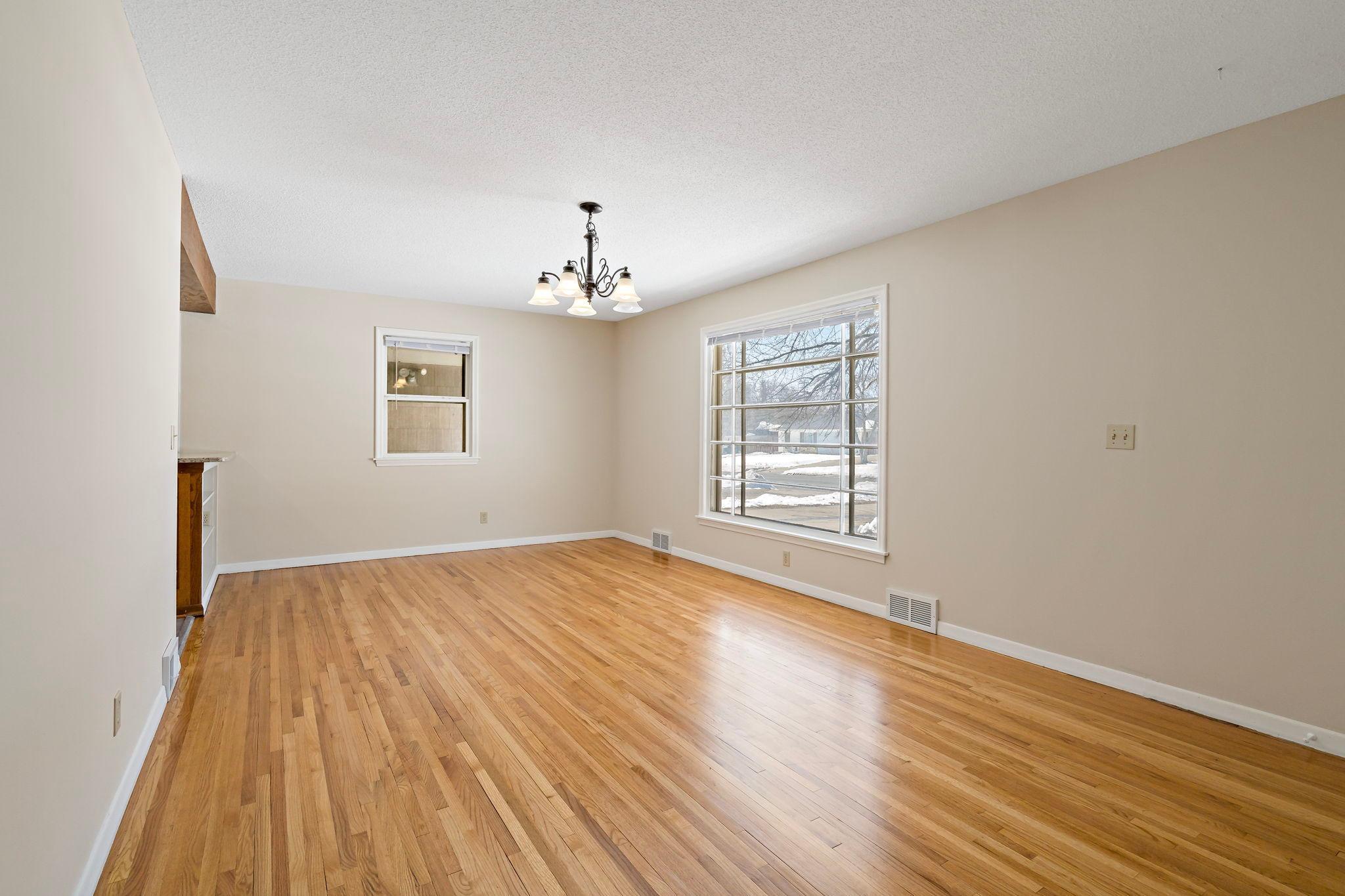 Spacious living area.jpg