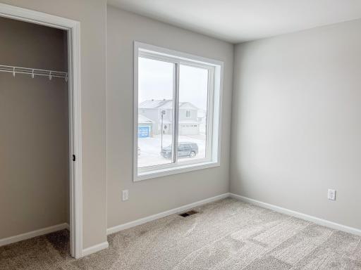 6722 Meadow View Drive S, Fargo, ND 58104