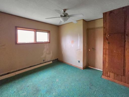 939 Duluth Avenue N, Thief River Falls, MN 56701