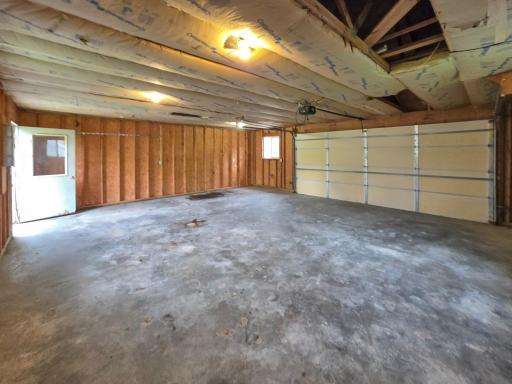 939 Duluth Avenue N, Thief River Falls, MN 56701