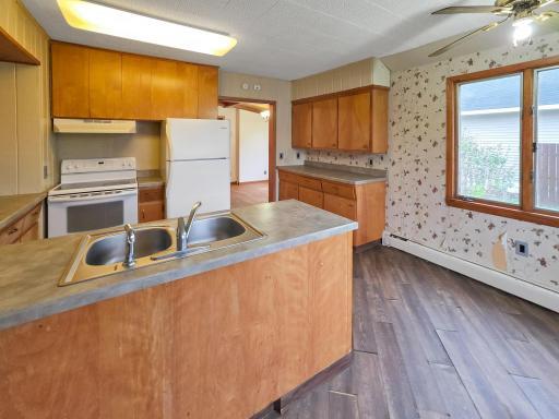 939 Duluth Avenue N, Thief River Falls, MN 56701